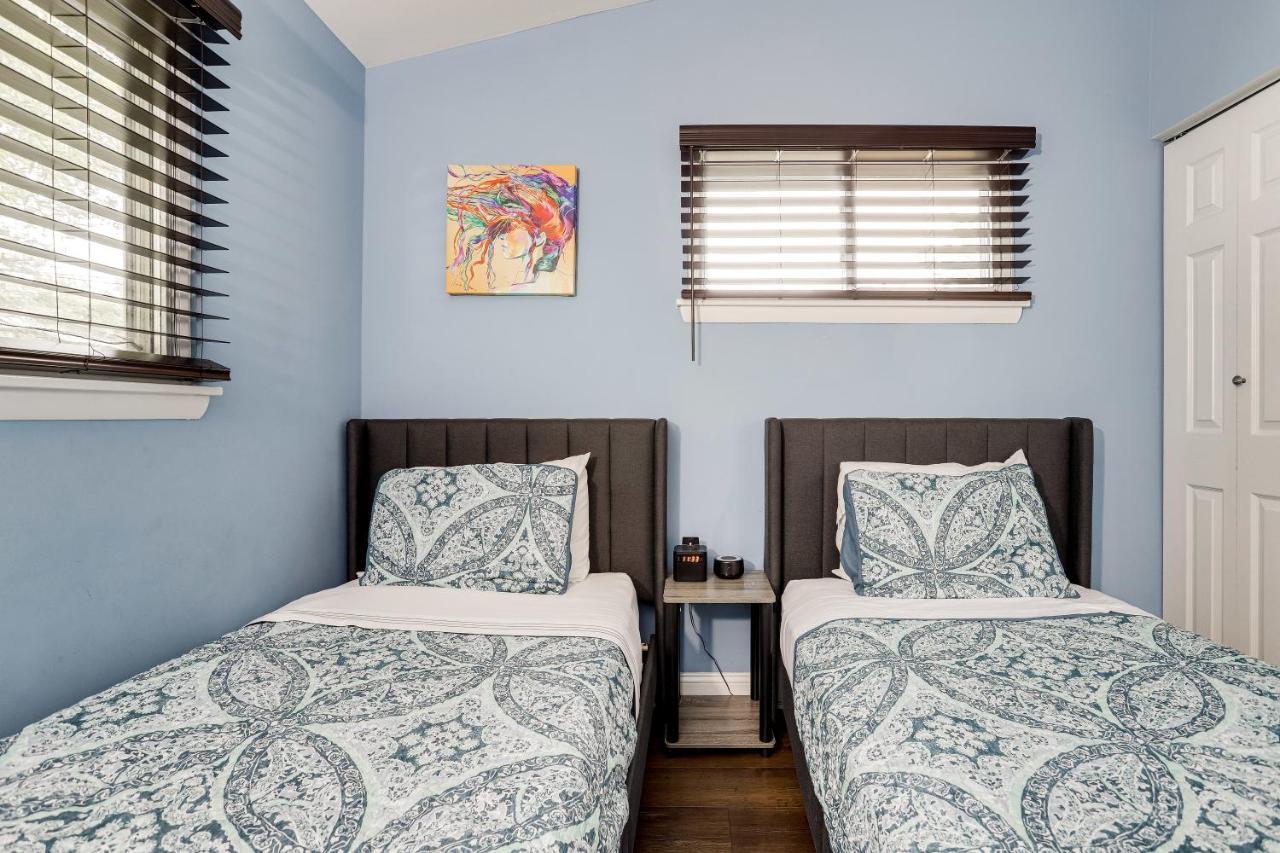 Escape To Our Cozy 3 Bed Rm 2 Bath Unit In Alexandria Va Villa Kültér fotó